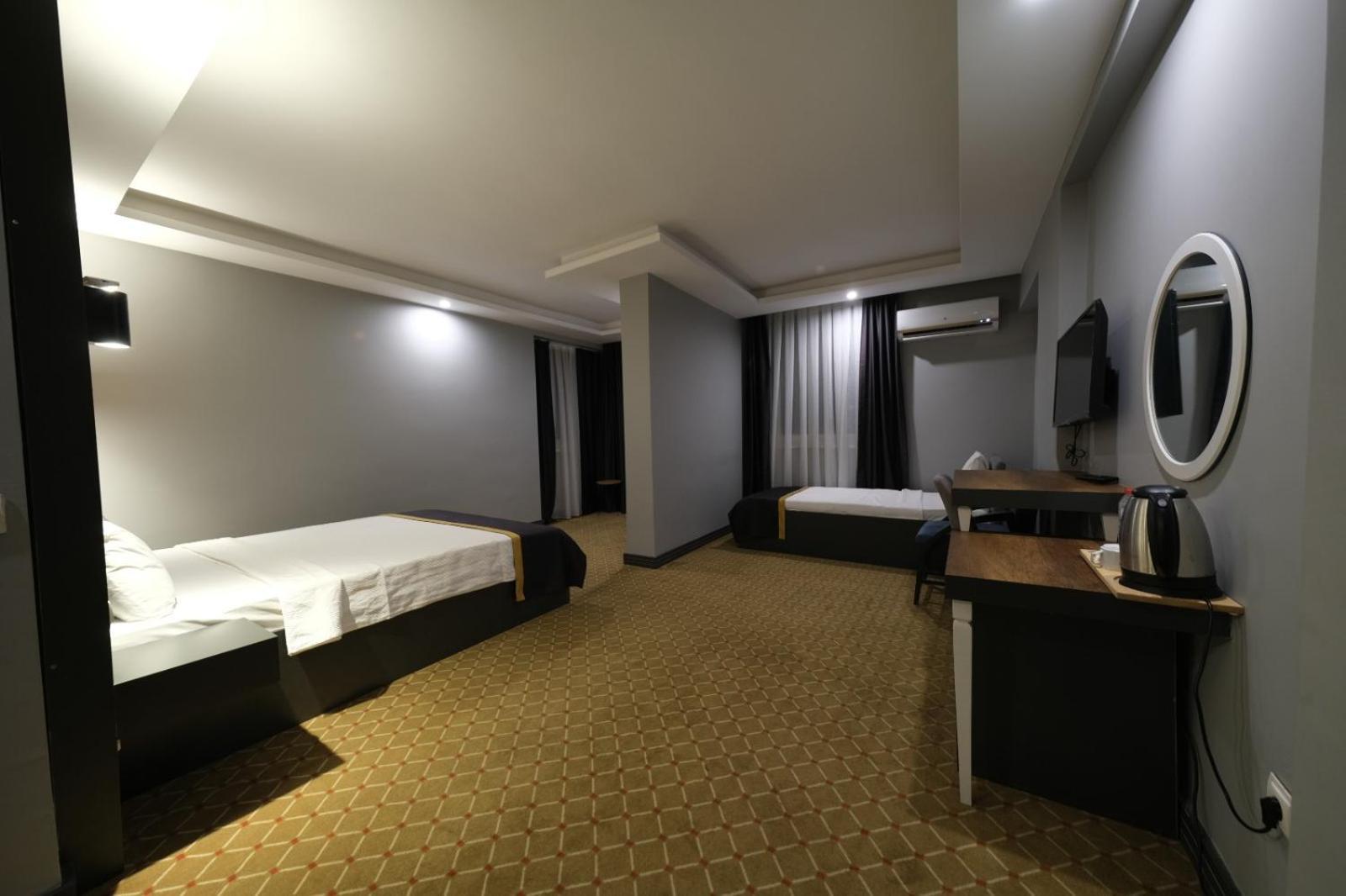 Eniza Hotel Mersin  Exteriör bild