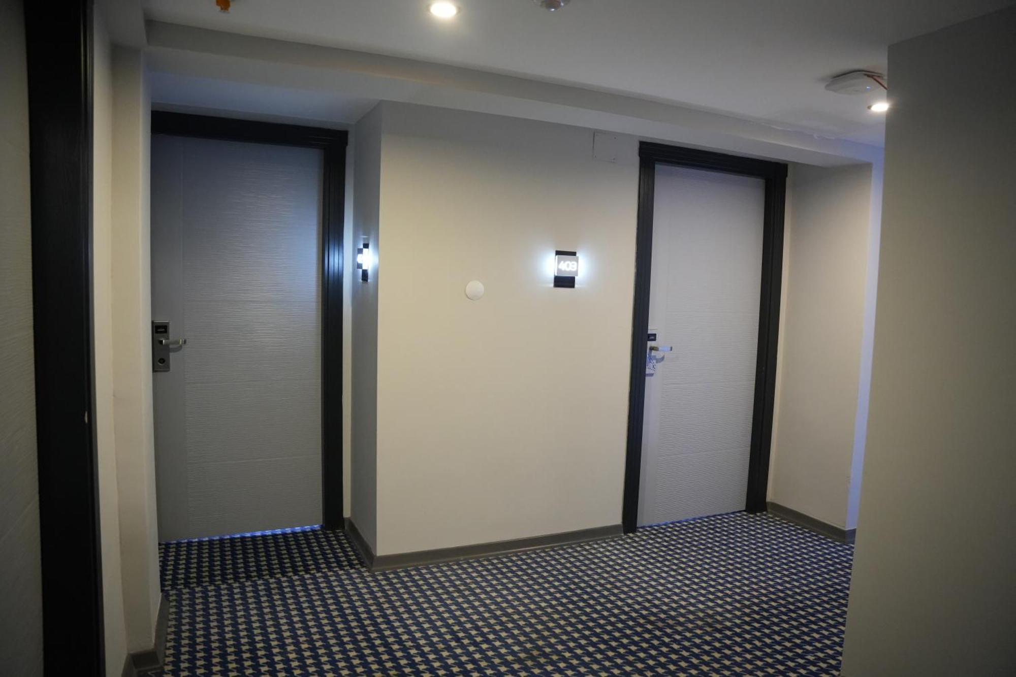Eniza Hotel Mersin  Exteriör bild